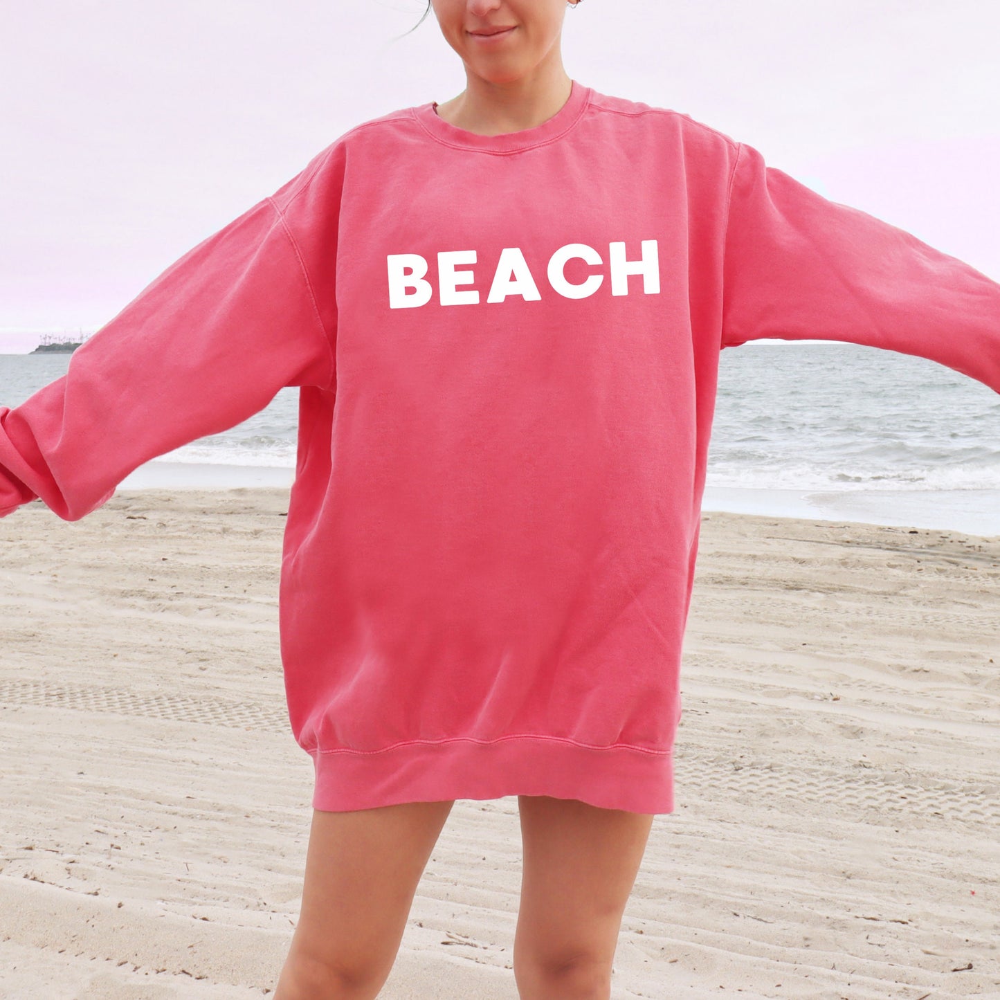 Vintage Beach Graphic Sweatshirt