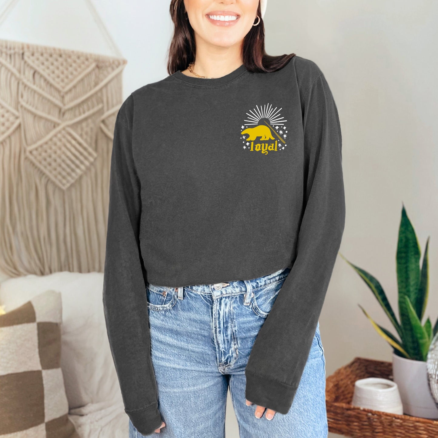 Loyal Yellow Badger Wizard House Crest Embroidered Crewneck Pullover Sweatshirt