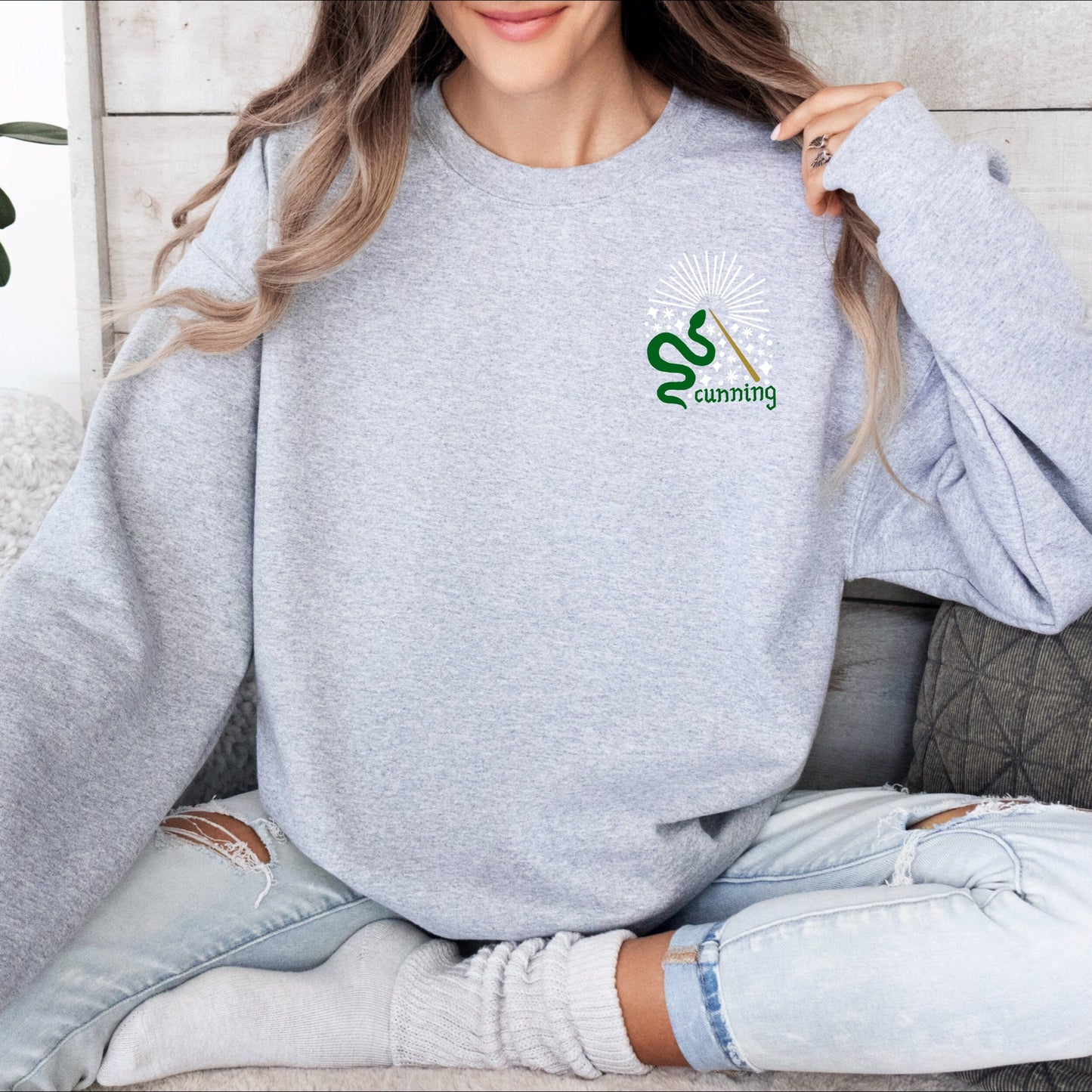 Cunning Green Snake Wizard House Embroidered Crewneck Pullover Sweatshirt